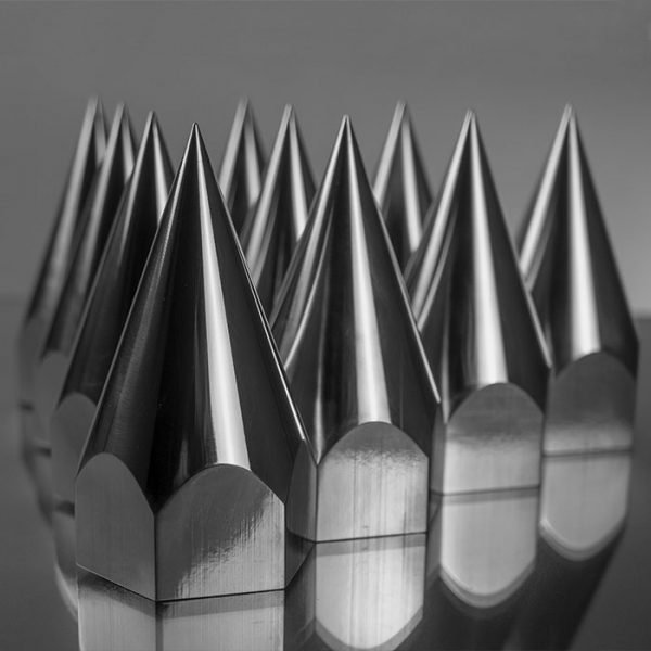 33mm Hex Spikes (10)